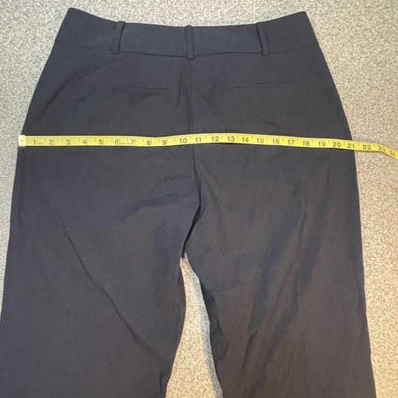 Ann Taylor “Curvy” Dark Brown Pants, Stylish Pattern, Perfect for any occasion. - Picture 13 of 13